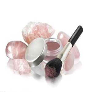 佳达化妆品 产品视觉与店铺装修的艺术